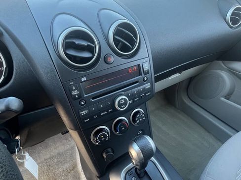 Used 2008 Nissan Rogue SL w/ Moonroof Pkg image 18