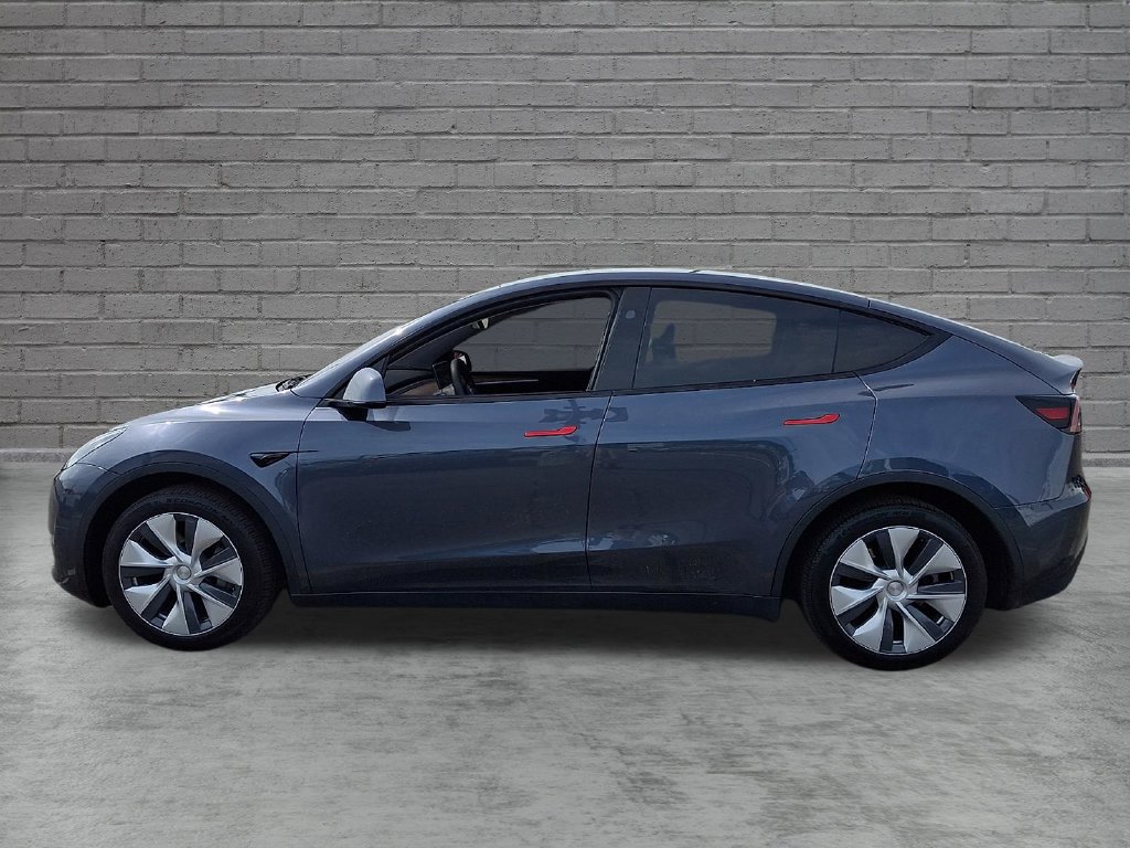 Used 2023 Tesla Model Y Long Range AWD/4WD image 6