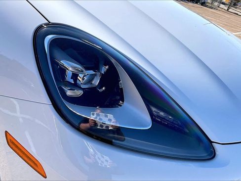 Used 2021 Porsche Cayenne image 30