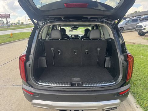 Used 2020 Kia Telluride SX w/ SX Prestige Package AWD/4WD image 10