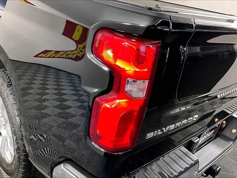 Certified 2023 Chevrolet Silverado 1500 LTZ image 27