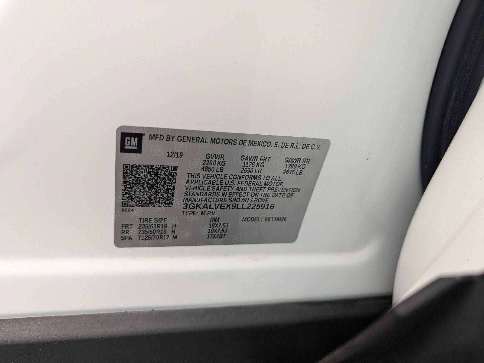 Used 2020 GMC Terrain SLT w/ Preferred Package AWD/4WD image 32