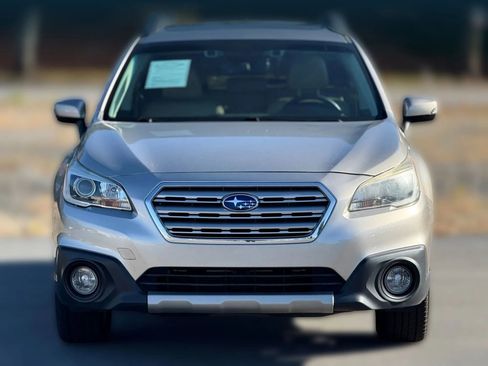 Used 2017 Subaru Outback 2.5i Limited image 5