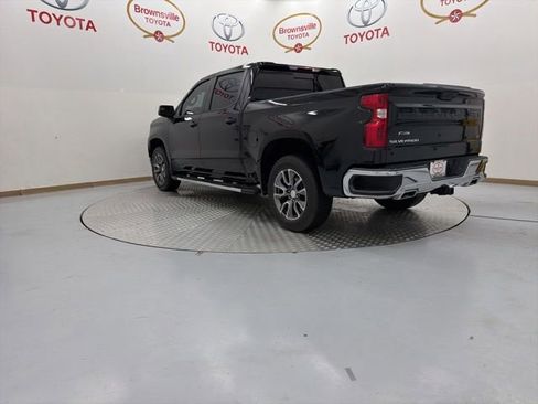 Used 2023 Chevrolet Silverado 1500 LT AWD/4WD image 6