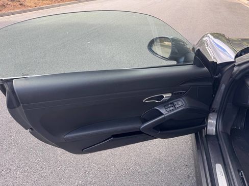 Used 2013 Porsche Boxster S image 15