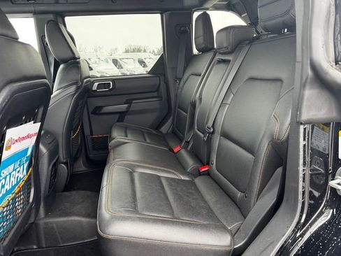 Used 2024 Ford Bronco Badlands w/ Sasquatch Package image 19