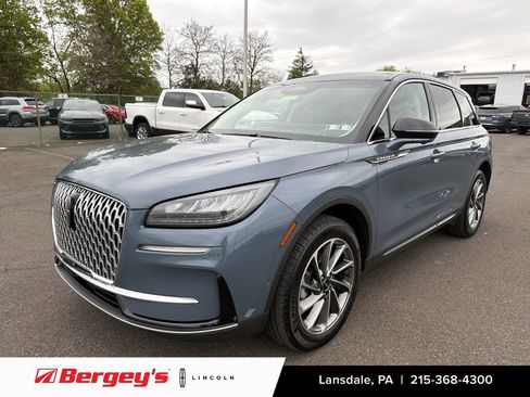 Used 2023 Lincoln Corsair AWD w/ Equipment Group 102A image 1