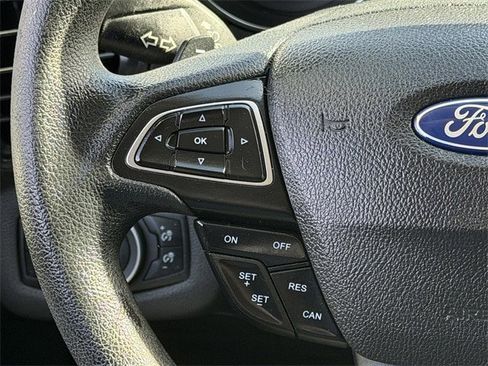 Used 2017 Ford Escape SE image 14