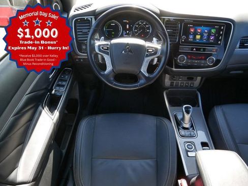Used 2019 Mitsubishi Outlander GT AWD/4WD image 12