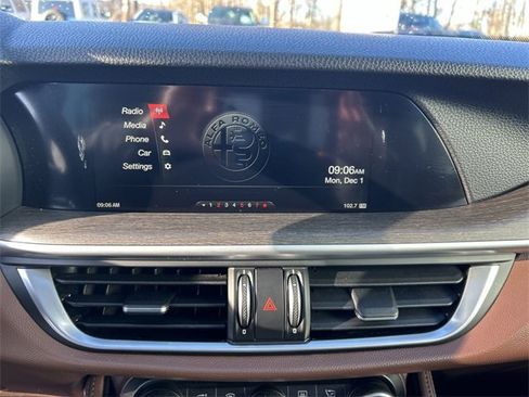 Used 2019 Alfa Romeo Stelvio Ti image 20