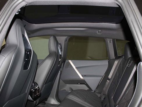 Used 2025 BMW iX xDrive50 image 16