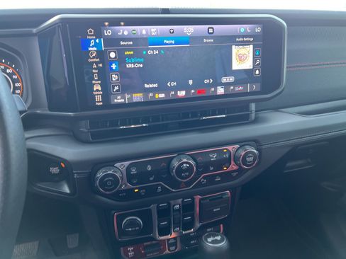 Used 2024 Jeep Wrangler Unlimited Rubicon 392 image 37