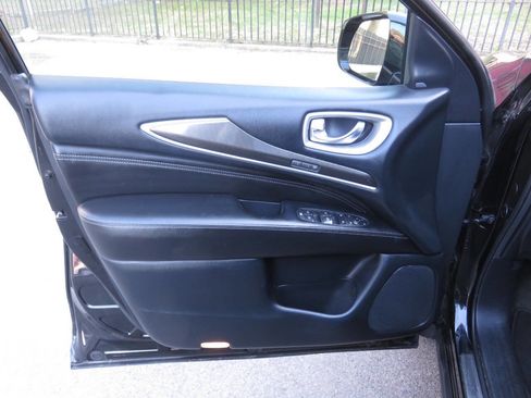 Used 2020 INFINITI QX60 Luxe w/ Essential Package image 27