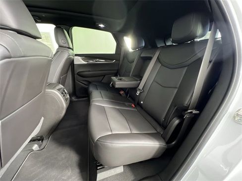 Certified 2024 Cadillac XT5 Sportv image 26