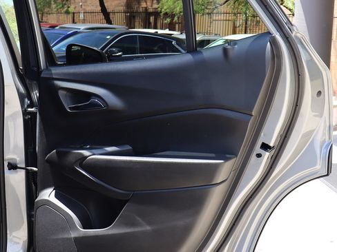 Used 2025 Chevrolet Trax ACTIV w/ Sunroof Package FWD image 26