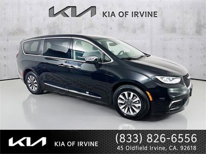 Used 2022 Chrysler Pacifica Limited