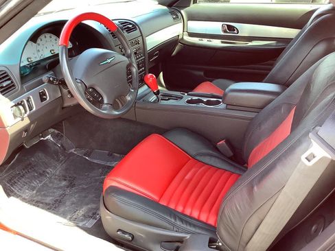 Used 2002 Ford Thunderbird Deluxe image 26