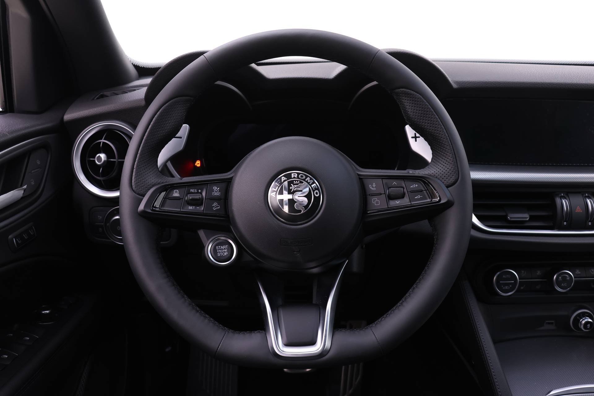 New 2026 Alfa Romeo Stelvio Sprint AWD/4WD image 14