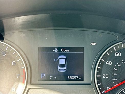 Used 2020 Kia Optima SE image 12