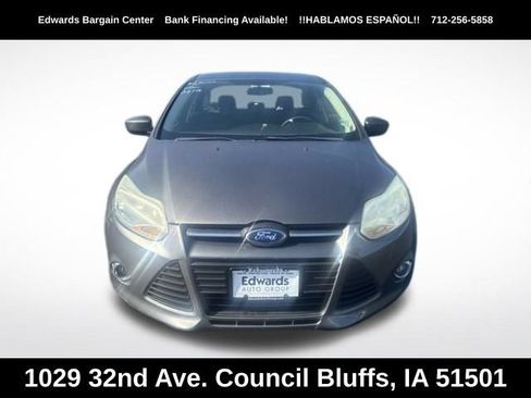 Used 2012 Ford Focus SE FWD image 2