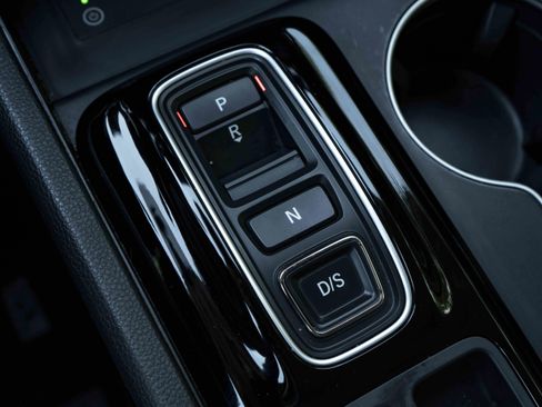Used 2024 Honda Pilot Elite image 30