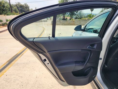 Used 2011 Buick Regal CXL w/ RL6 Preferred Equipment Group FWD image 38