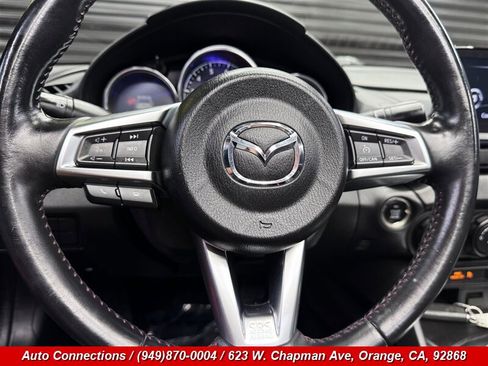 Used 2019 MAZDA MX-5 Miata RF Club RWD image 13