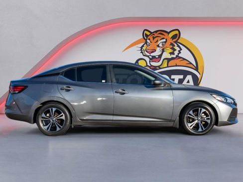 Used 2022 Nissan Sentra SV image 4