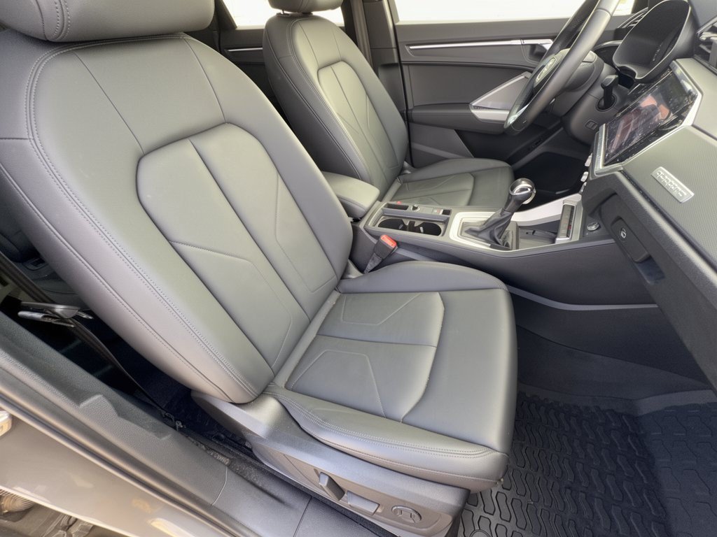 Used 2021 Audi Q3 2.0T Premium Plus AWD/4WD image 30