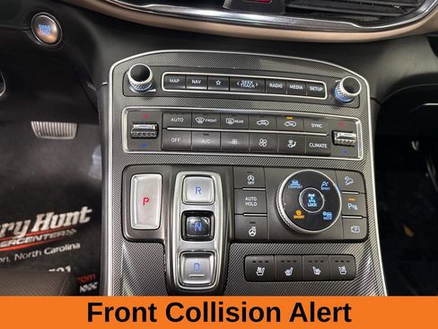 Used 2023 Hyundai Santa Fe Limited AWD/4WD image 19