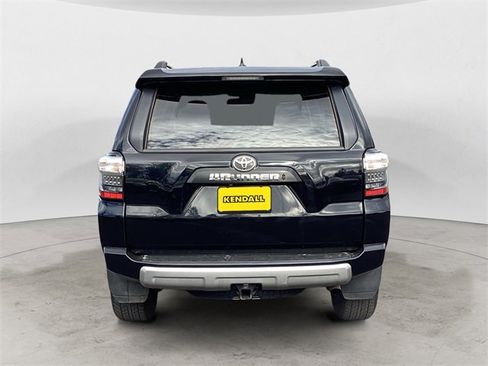 Certified 2024 Toyota 4Runner TRD Off-Road Premium image 4