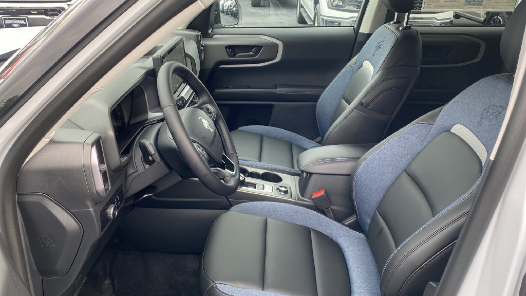 New 2026 Ford Bronco Sport Outer Banks w/ Outer Banks Tech Package+ AWD/4WD image 16