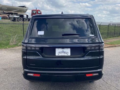 New 2026 Jeep Grand Wagoneer L Limited AWD/4WD image 35