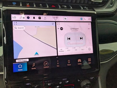 Used 2022 Jeep Grand Cherokee Trailhawk w/ Rear Seat Video Group 1 image 23