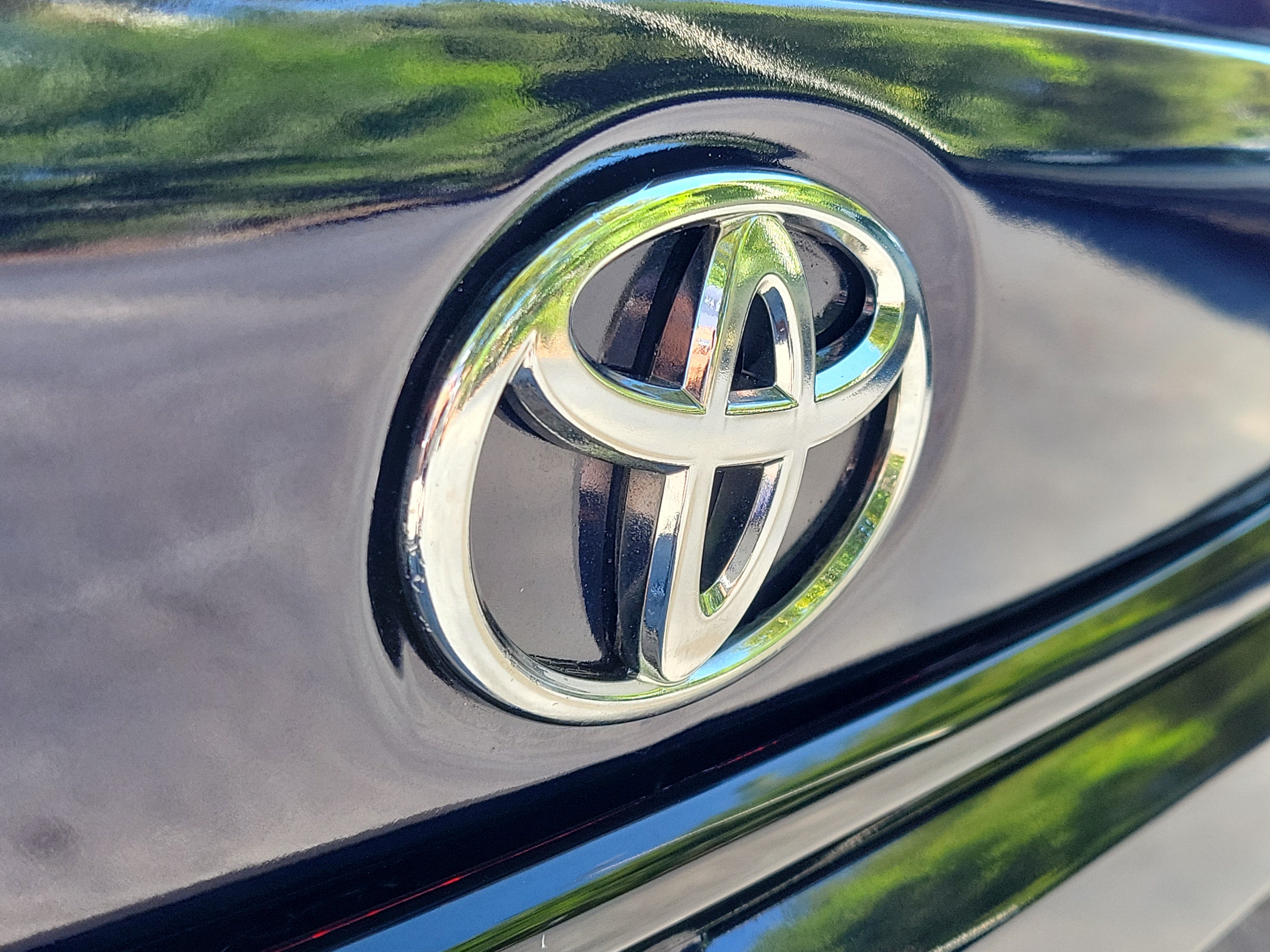 Used 2020 Toyota Corolla SE FWD image 10