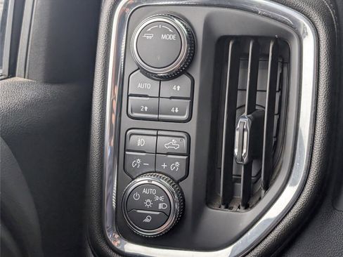 Used 2023 GMC Sierra 2500 Denali w/ Technology Package AWD/4WD image 31