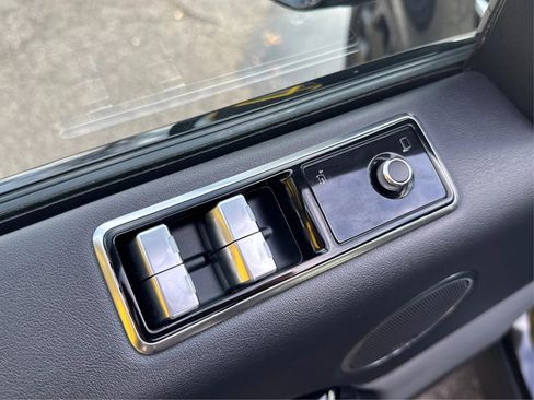 Used 2018 Land Rover Range Rover Sport Supercharged image 39
