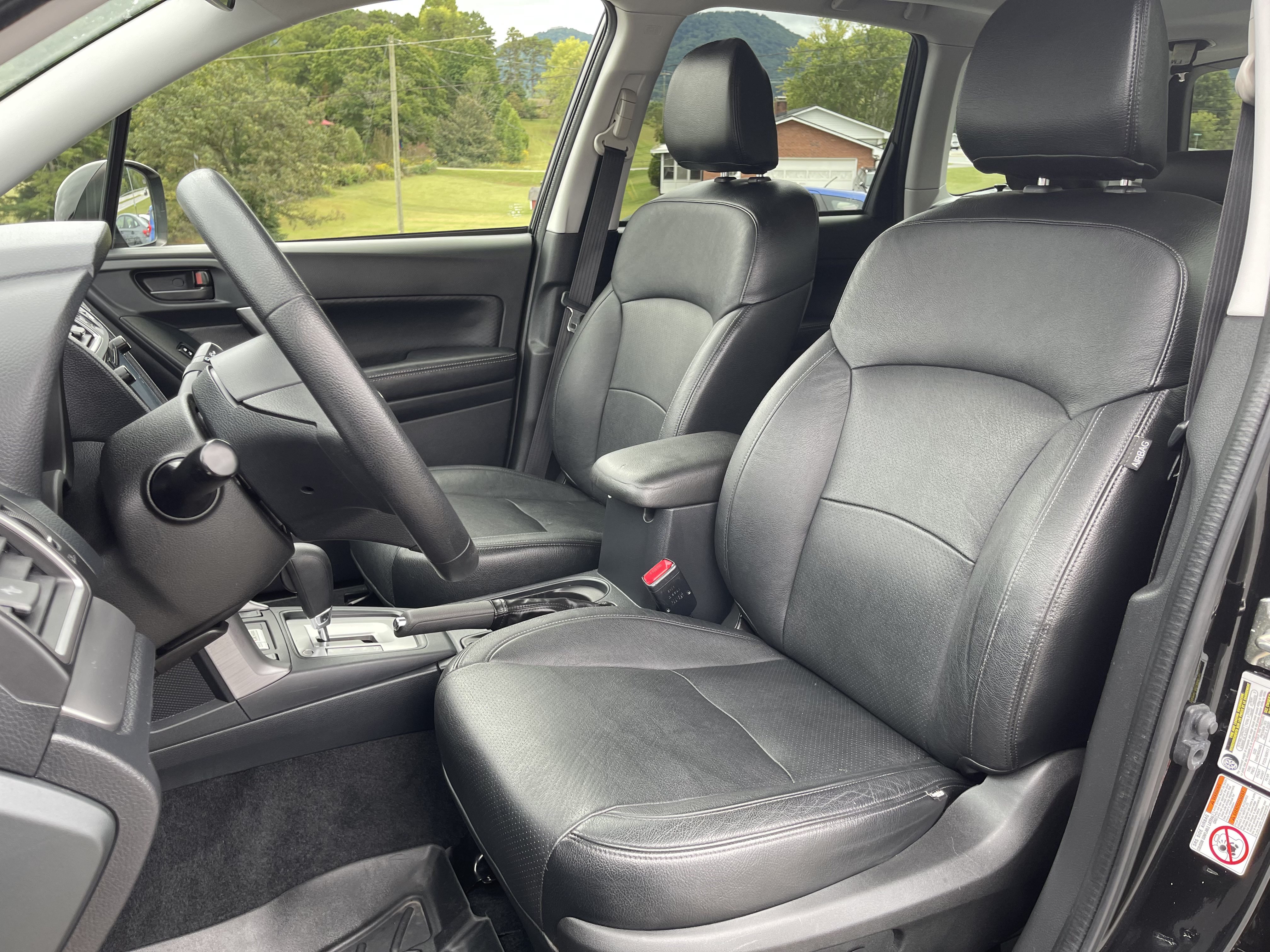 Used 2017 Subaru Forester 2.5i Premium w/ All-Weather Package AWD/4WD image 9