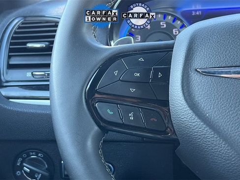 Used 2023 Chrysler 300 S image 34