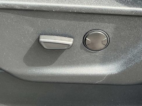 Used 2023 Ford F150 XLT AWD/4WD image 22