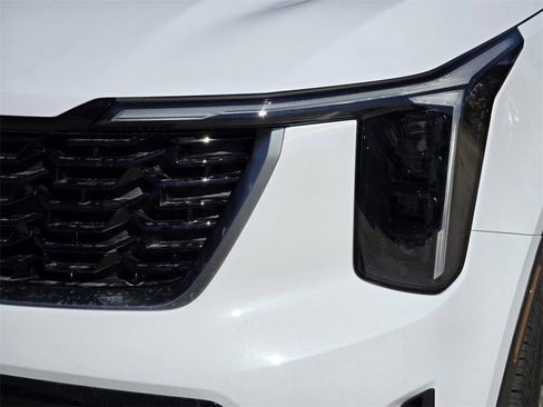 New 2026 Kia Sorento S w/ S Panoramic Sunroof Package image 7