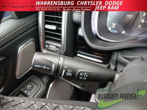 New 2026 RAM 1500 Laramie AWD/4WD image 16