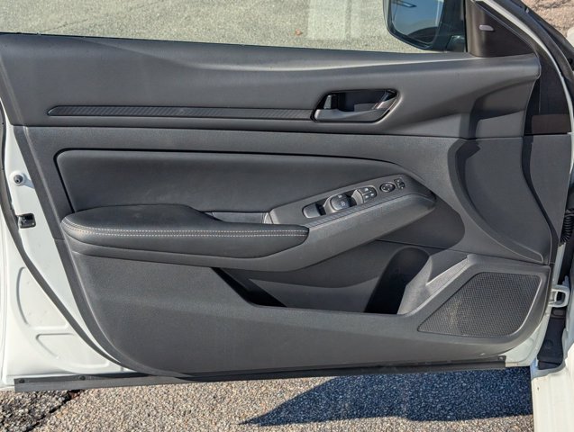 Used 2026 Nissan Altima 2.5 SV FWD image 14