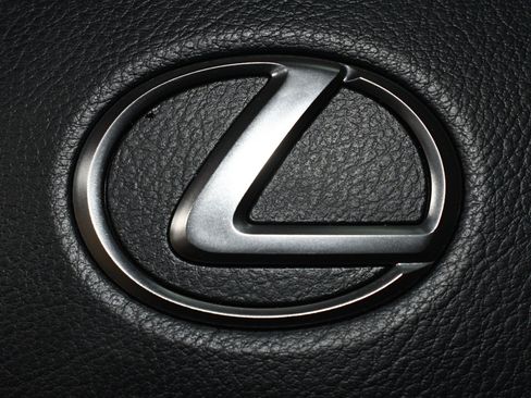 Used 2024 Lexus IS 350 F Sport RWD image 29