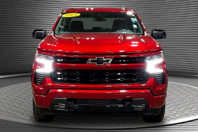 Certified 2024 Chevrolet Silverado 1500 RST w/ Z71 Off-Road Package AWD/4WD image 2
