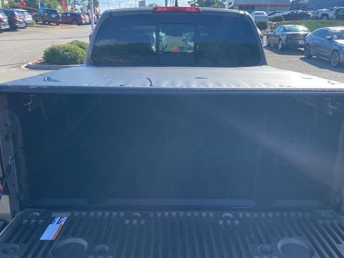 Used 2024 Nissan Frontier Pro-X w/ Pro Convenience Package RWD image 11