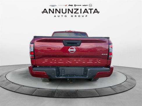 Certified 2025 Nissan Frontier SV image 4