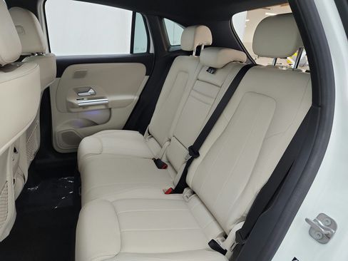 Certified 2025 Mercedes-Benz GLA 250 image 15