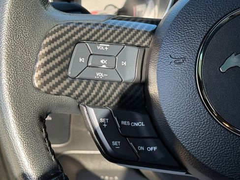 Used 2021 Ford Mustang Coupe image 27