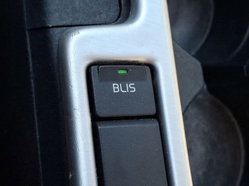 Used 2013 Volvo C70 T5 image 21